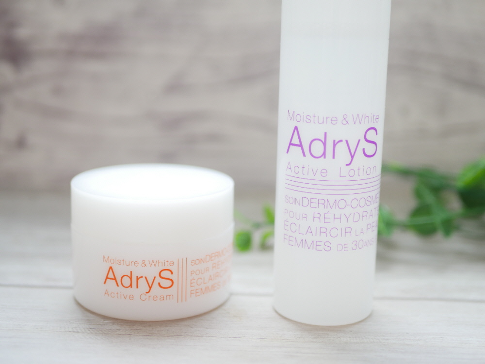 大正製薬「AdryS」の化粧水とクリームの外観パッケージ